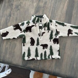 Gap kids Bear and Tree Patterned Fleece Pullover size 12-18 months